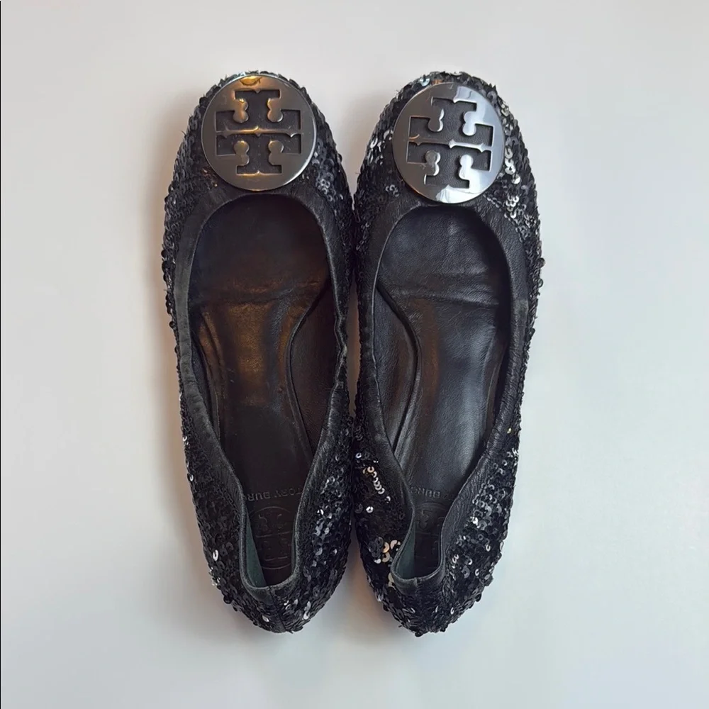 Tory Burch Black Leather Sequin Loafers with Classic Slip-On Design Size 8.5